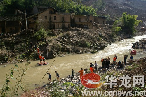 重庆在建电站遭洪水袭击19人被冲走17人获救