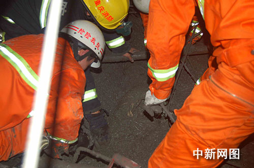 重庆铜梁水泥厂垮塌事故共7人死亡(图)