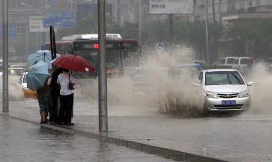 京津等出现今年来最大降雨全国继续大范围降水