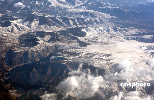 我国北方遭遇严重干旱部分地区已达重度干旱