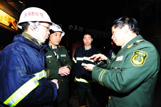 福建长乐一家酒吧发生特大火灾15人死亡(组图)