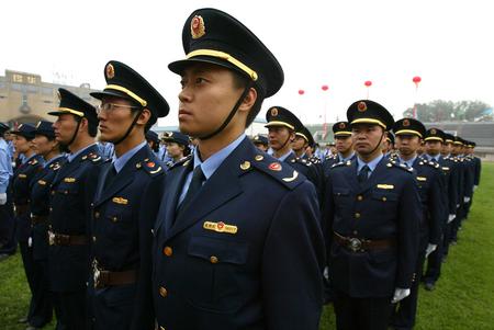 全国工商行政管理系统7月1日起换新制服(组图)