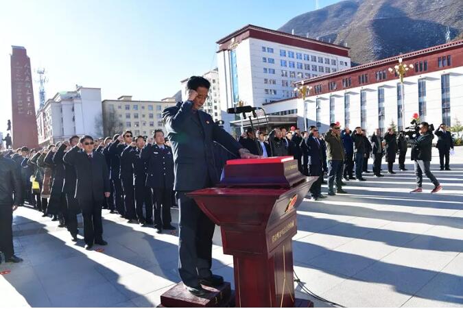 第五个“国家宪法日”，昌都这样做……