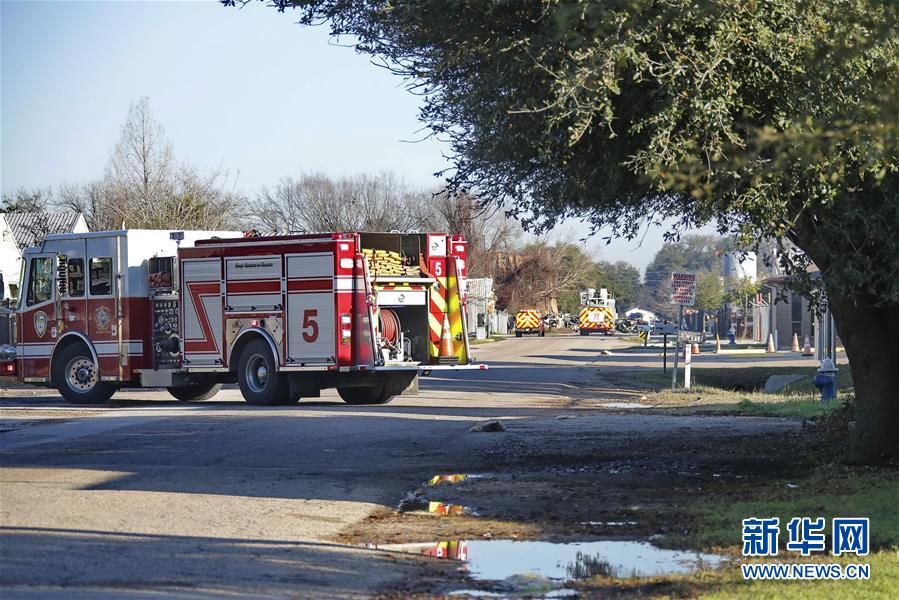 （国际）（1）美国休斯敦一工厂发生爆炸致2人死亡